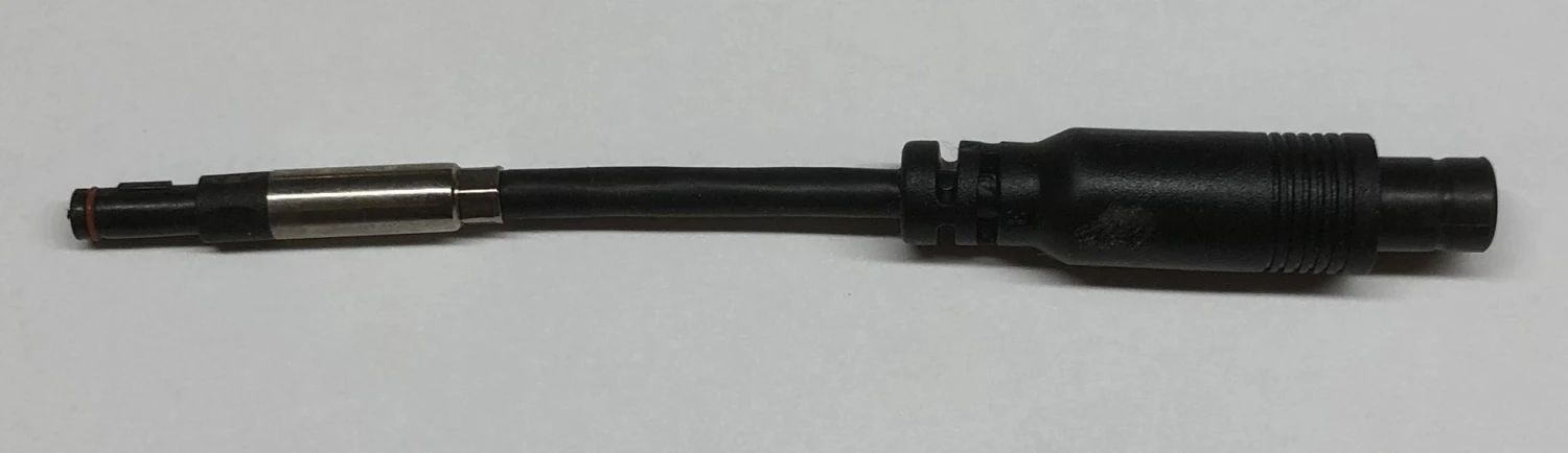 Bulls GreenMover Display-Halter-Adapter Schwarzer Stecker Auf Silberner Stecker 3 Bulls GreenMover Display-Halter-Adapter Schwarzer Stecker Auf Silberner Stecker